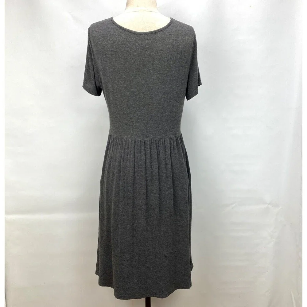 DB Moon Womans Gray Knit Dress Medium Fit N Flare Pockets Boho Peasant Casual